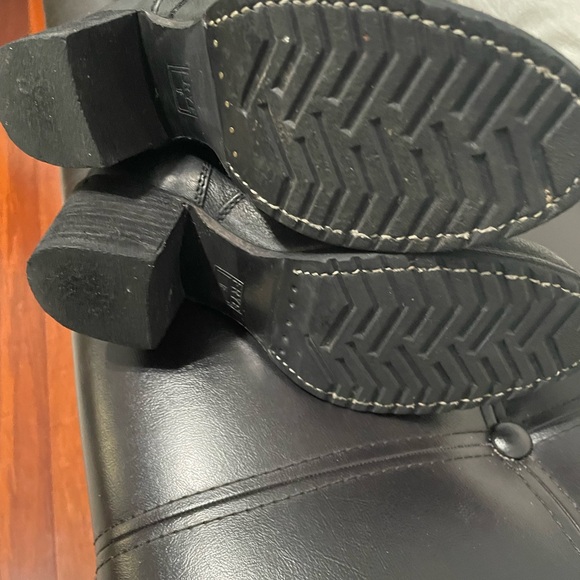 This are a almost new boots - Picture 6 of 6